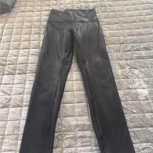 lululemon athletica Black Capris